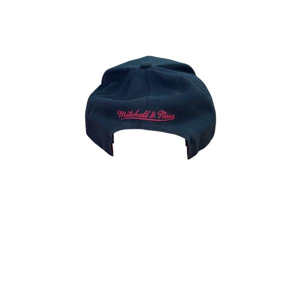 Mitchell & Ness Republica Dominicana Hat (Coat of Arms) - Picture 3 of 5